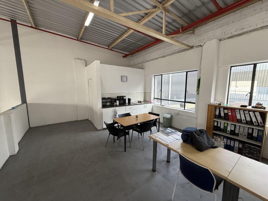 To Let commercial Property for Rent in Blackheath Industrial Western Cape
